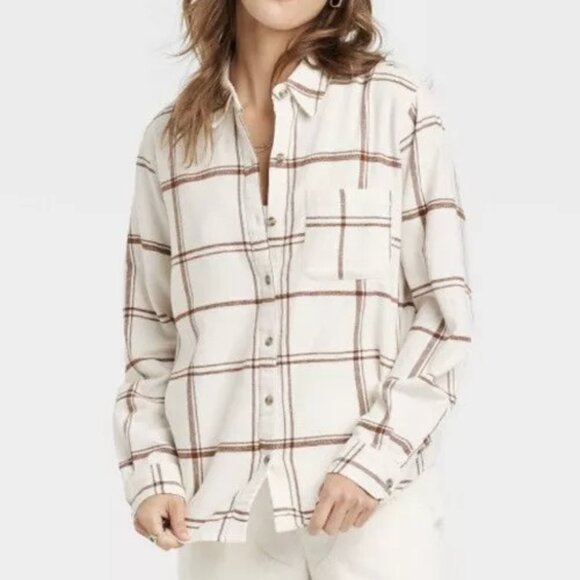 Universal Thread | Relaxed Fit Long Sleeve Flannel Button-Down Shirt | Small - Picture 1 of 7